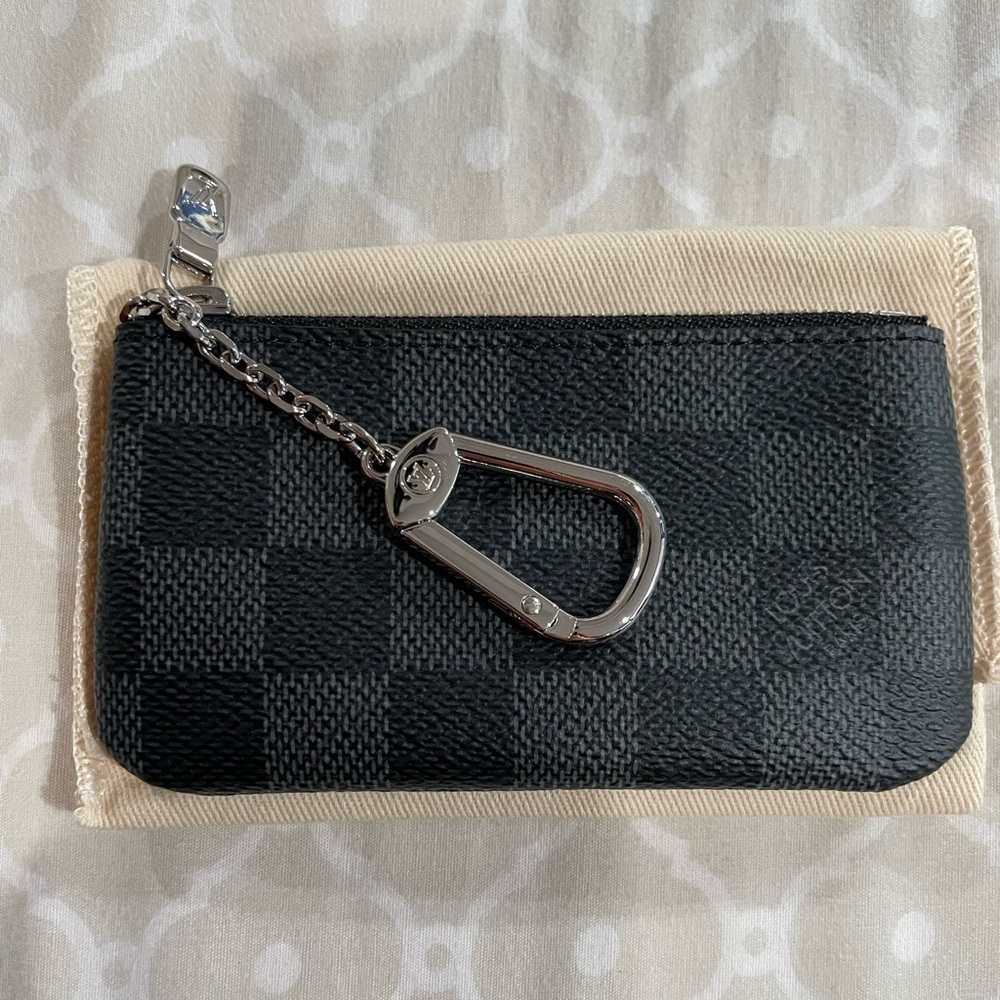 Authentic Louis Vuitton Key Cles